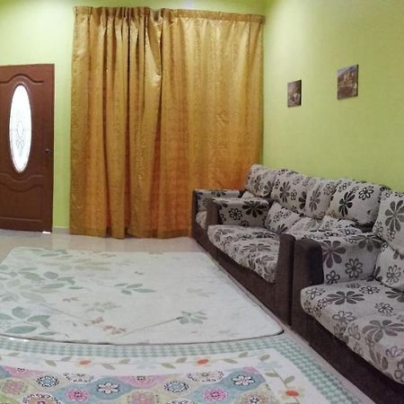 Assyifa Homestay Dungun Eksteriør billede
