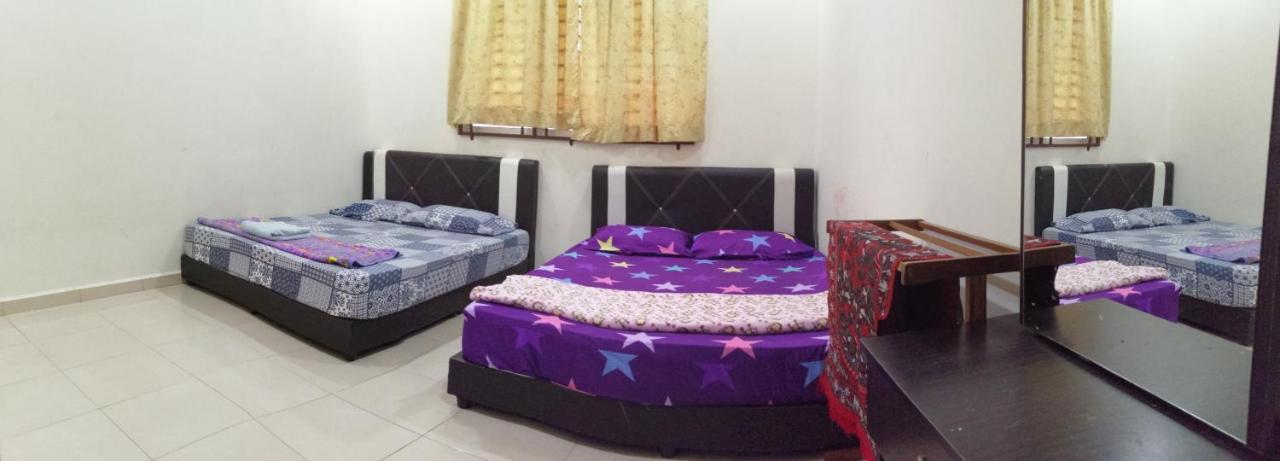 Assyifa Homestay Dungun Eksteriør billede