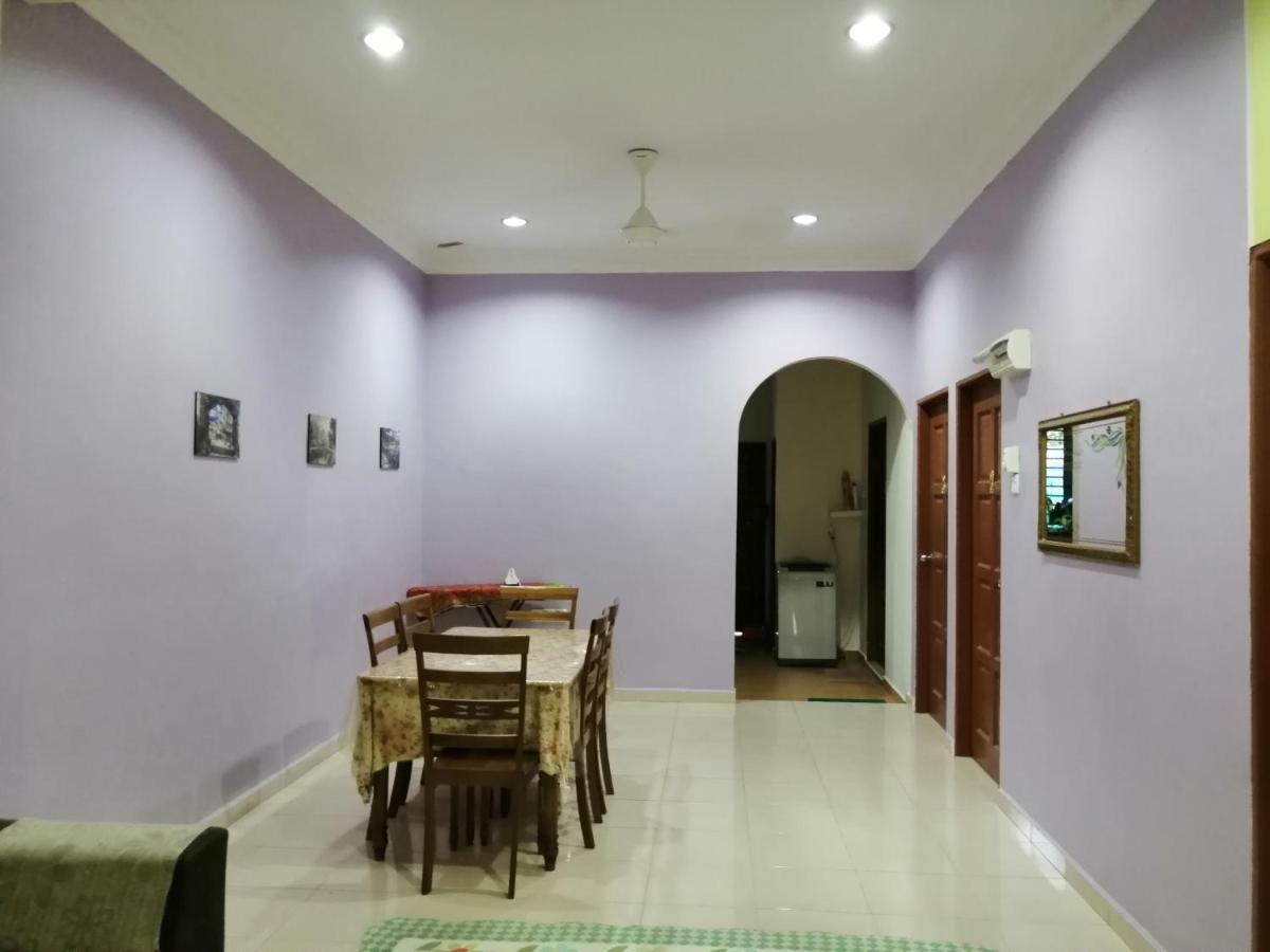 Assyifa Homestay Dungun Eksteriør billede