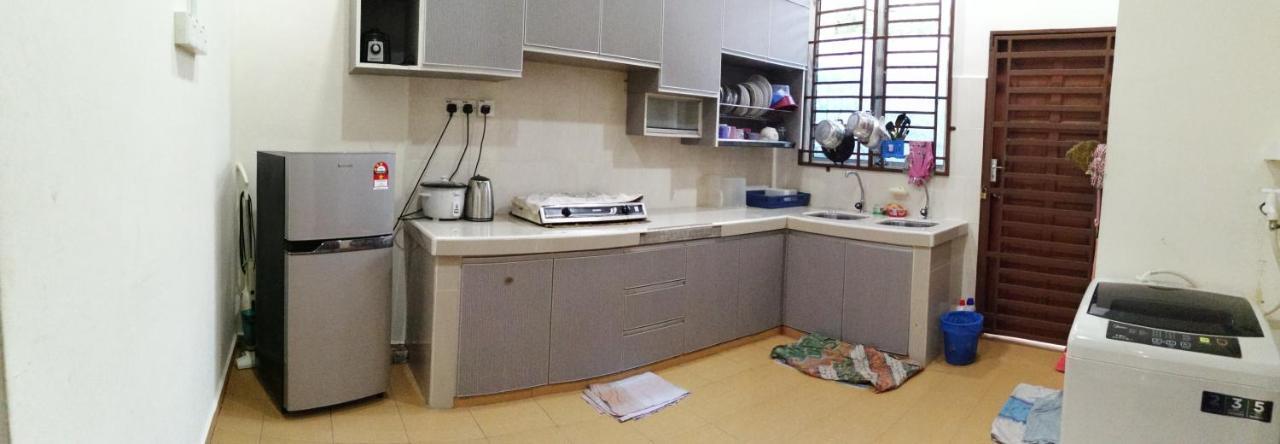 Assyifa Homestay Dungun Eksteriør billede